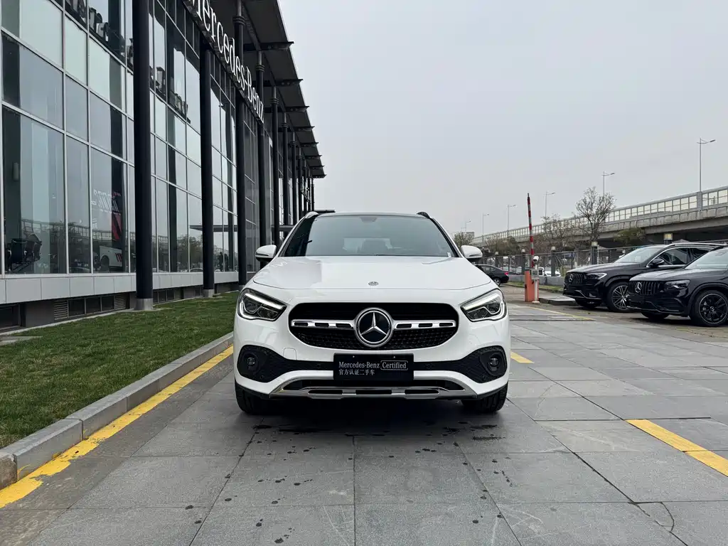 Mercedes-Benz Mercedes-Benz GLA 2020 GLA 200 2020 - thumbnail 3