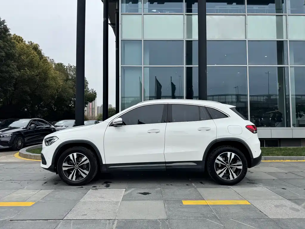 Mercedes-Benz Mercedes-Benz GLA 2020 GLA 200 2020 - thumbnail 5