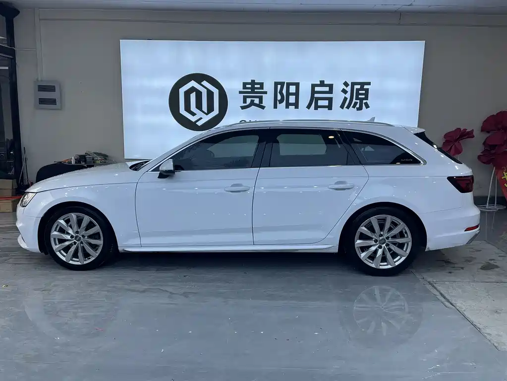 Audi Audi A4 Import 2020 Avant Progressive 40 TFSI Fashion Dynamic Model 2020 - thumbnail 4