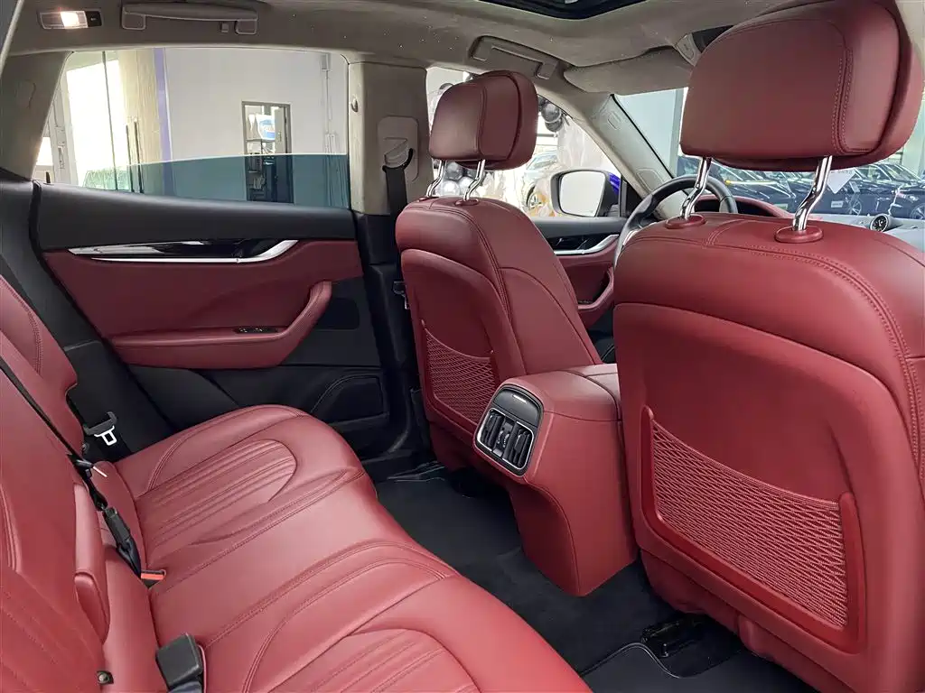 Maserati Maserati Levante 2018 3.0T Standard Edition 2018 - thumbnail 11