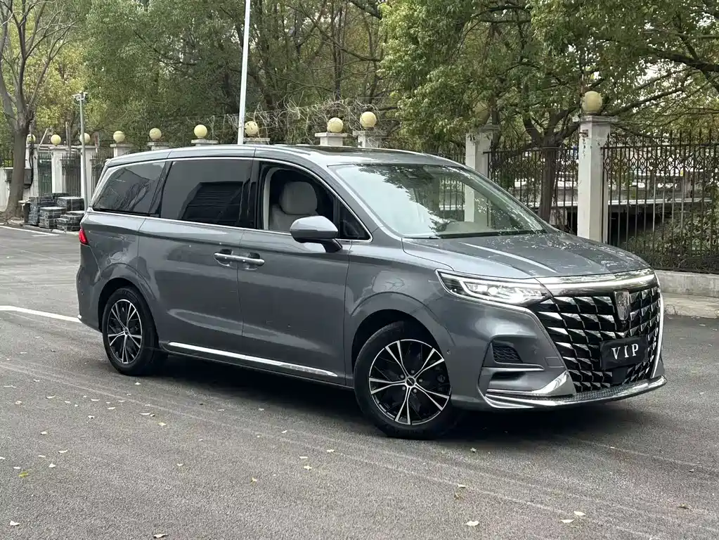 Roewe Roewe iMAX8 2023 400TGI Premium Edition 2025 - thumbnail 3