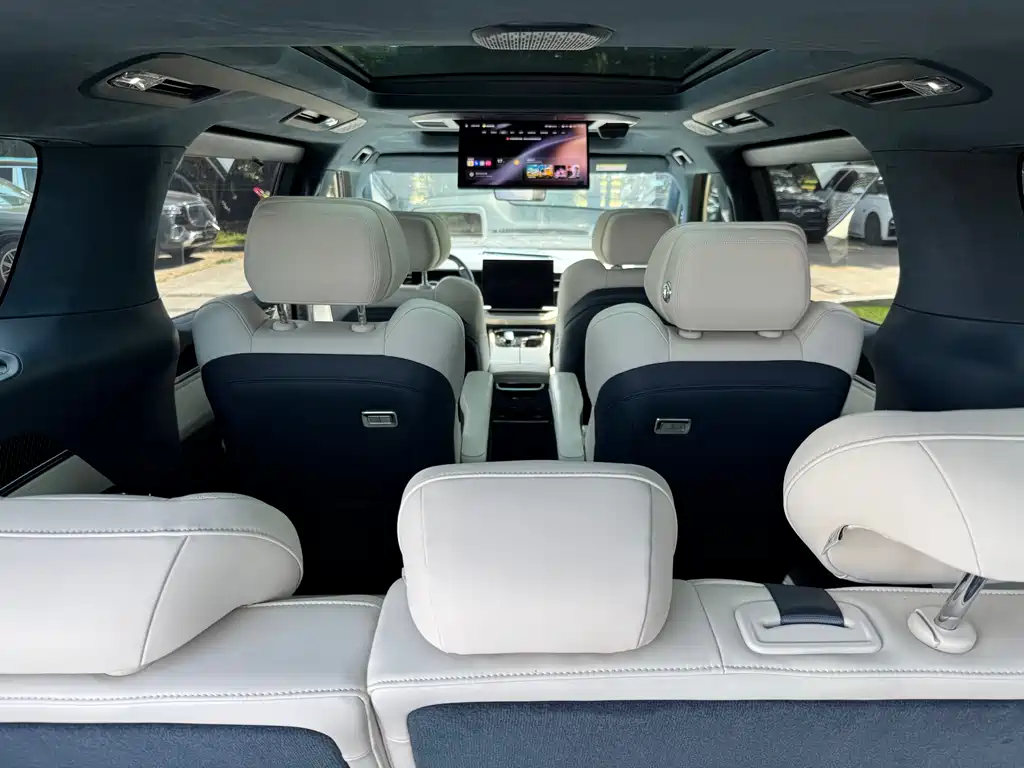Zeekr Zeekr 009 2024 7-seater AWD 108kWh 2025 - thumbnail 20