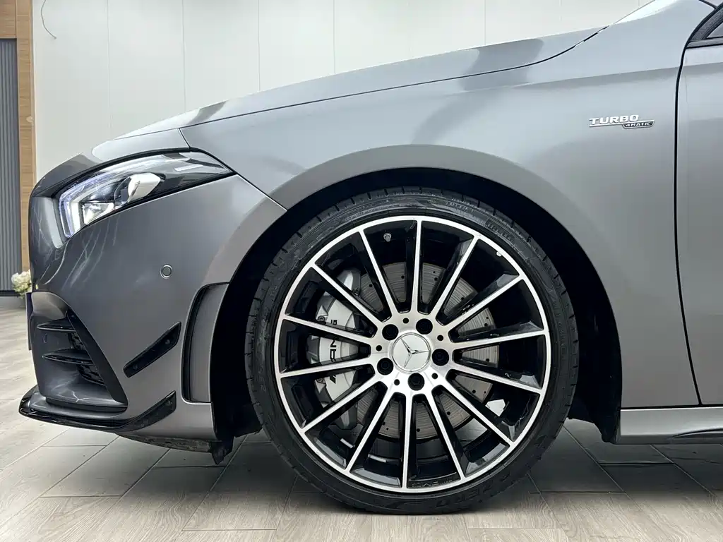 Mercedes-Benz Mercedes-Benz A-Class AMG 2022 AMG A 35 L 4MATIC 2022 - thumbnail 3