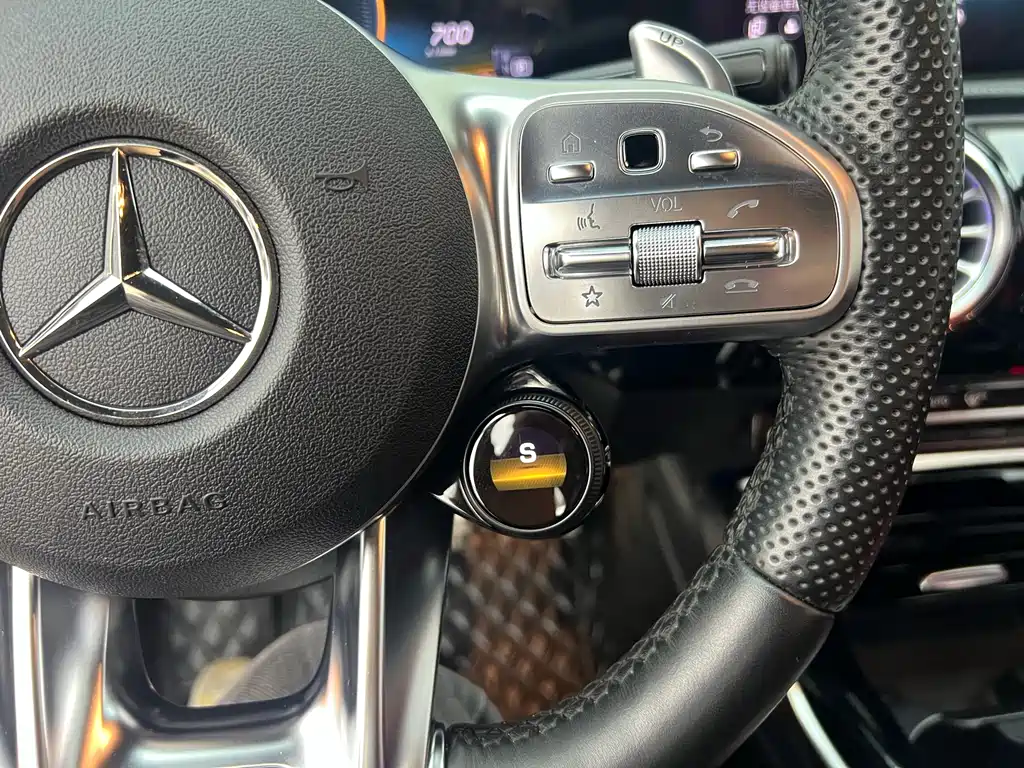 Mercedes-Benz Mercedes-Benz A-Class AMG 2022 AMG A 35 L 4MATIC 2022 - thumbnail 15