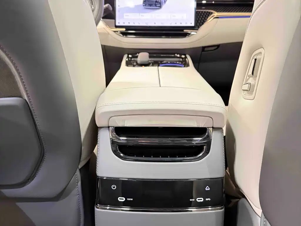Zeekr Zeekr 009 2024 7-seater Aisle Version AWD 108kWh 2025 - thumbnail 12