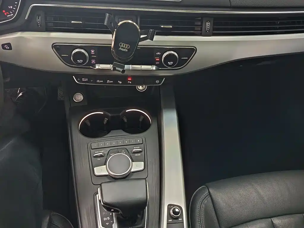 Audi Audi A4L 2019 40 TFSI Fashion Edition China V 2019 - thumbnail 16