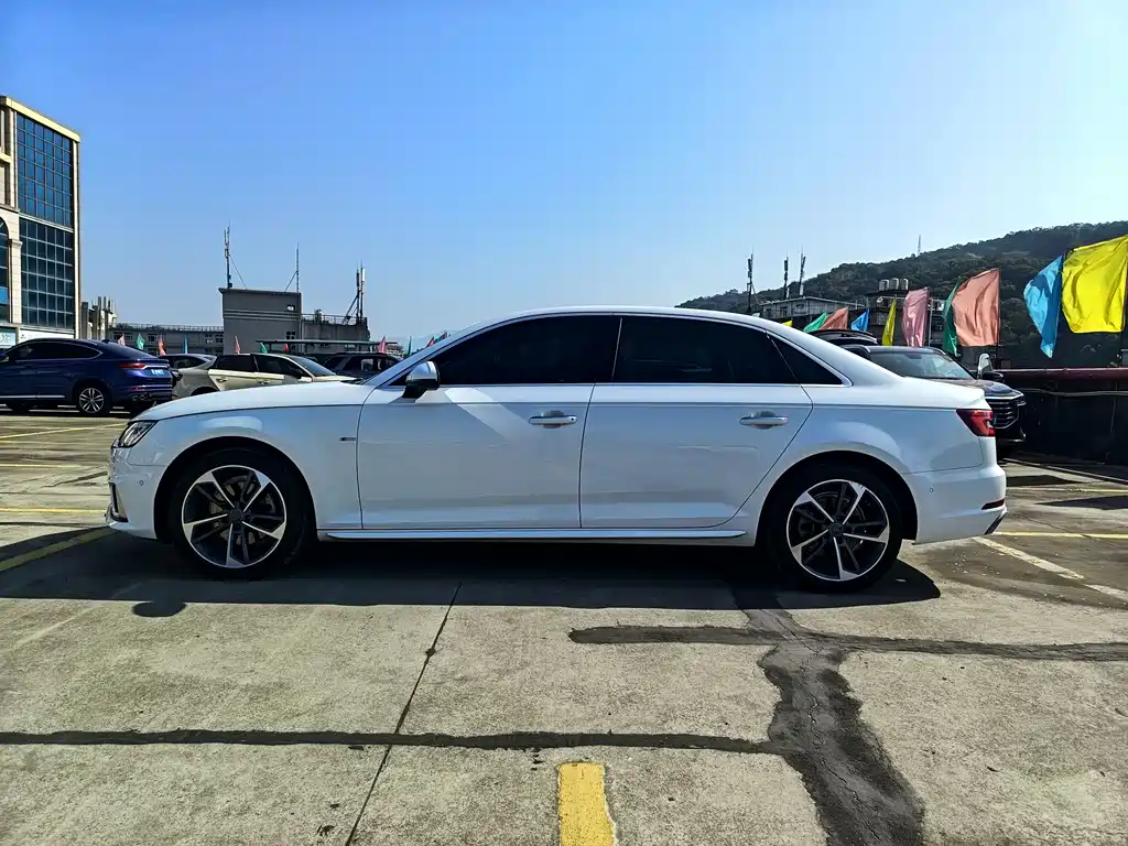 Audi Audi A4L 2019 40 TFSI Fashion Edition China V 2019 - thumbnail 17