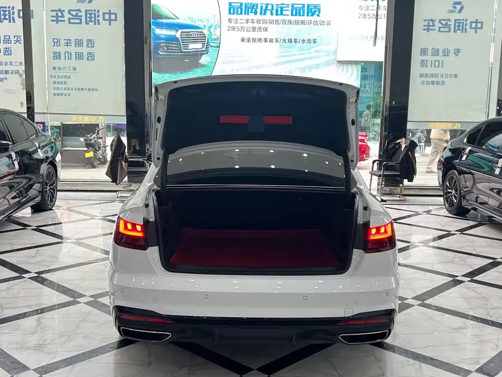 Audi Audi A4L 2024 40 TFSI Luxury Dynamic Starry Night Edition 2024 - thumbnail 17