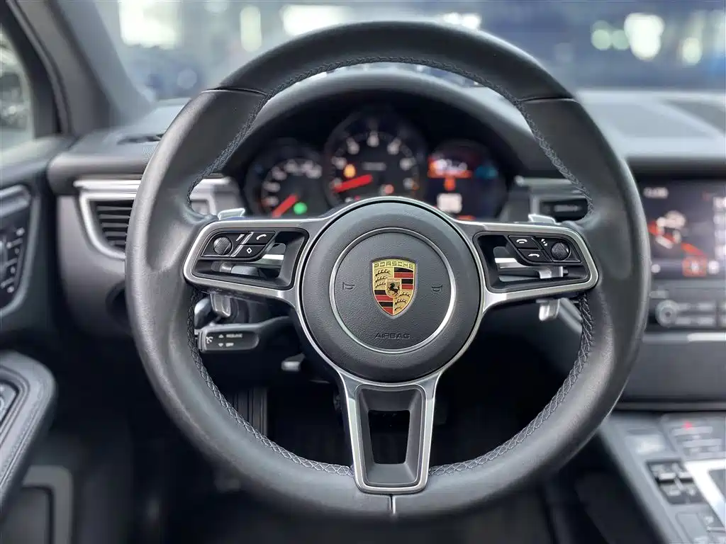 Porsche Porsche Macan 2017 Macan 2.0T 2017 - thumbnail 6