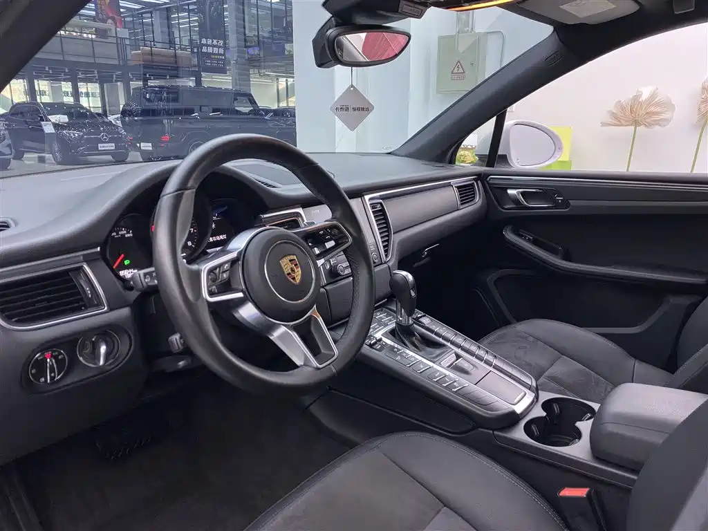 Porsche Porsche Macan 2017 Macan 2.0T 2017 - thumbnail 7