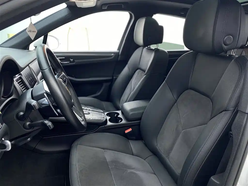 Porsche Porsche Macan 2017 Macan 2.0T 2017 - thumbnail 23