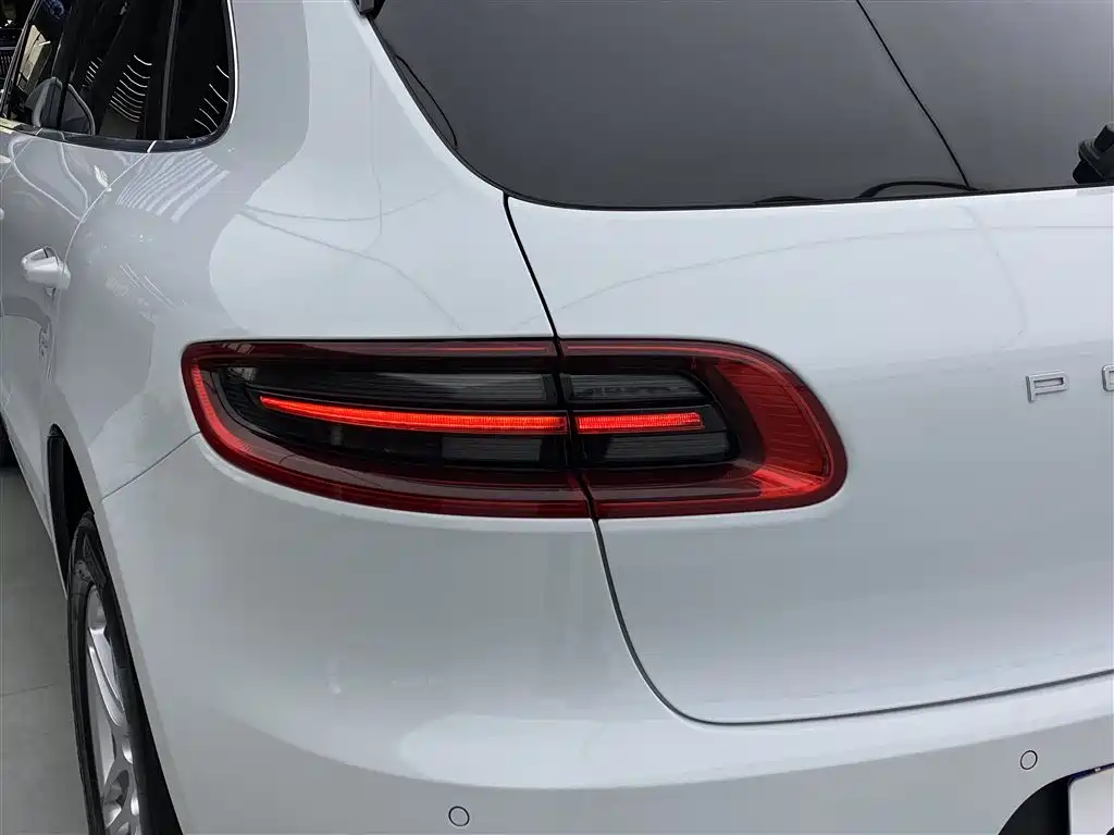 Porsche Porsche Macan 2017 Macan 2.0T 2017 - thumbnail 30