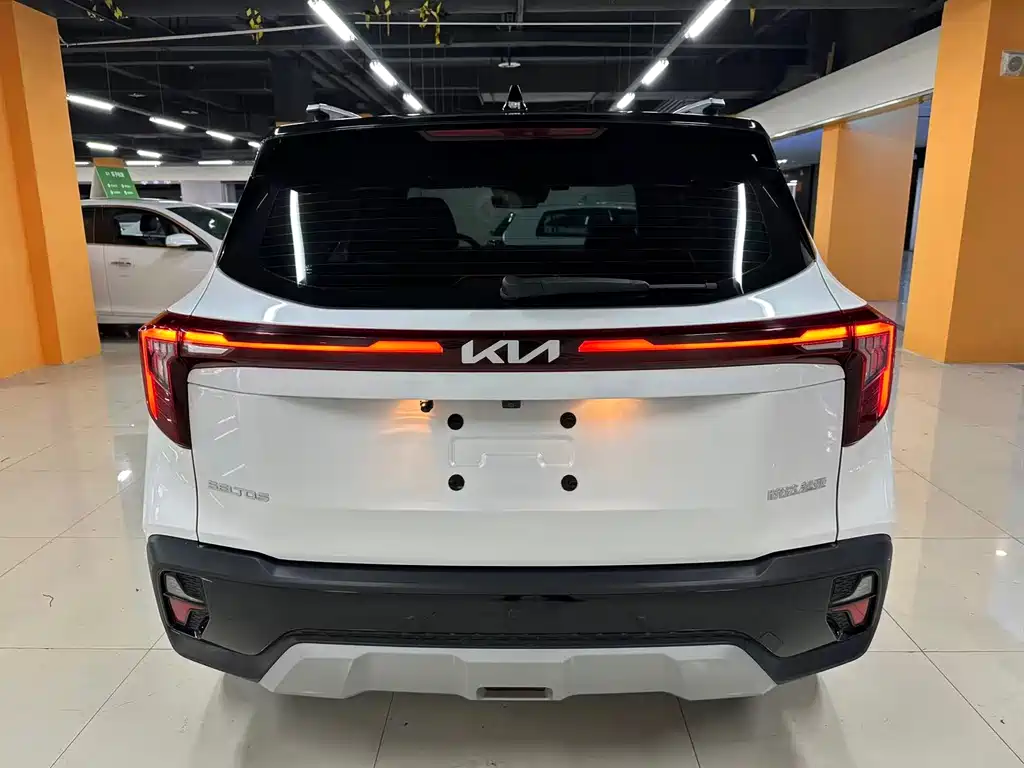 Kia Cerato 2023 1.5L CVT Luxury Edition 2023 - thumbnail 7