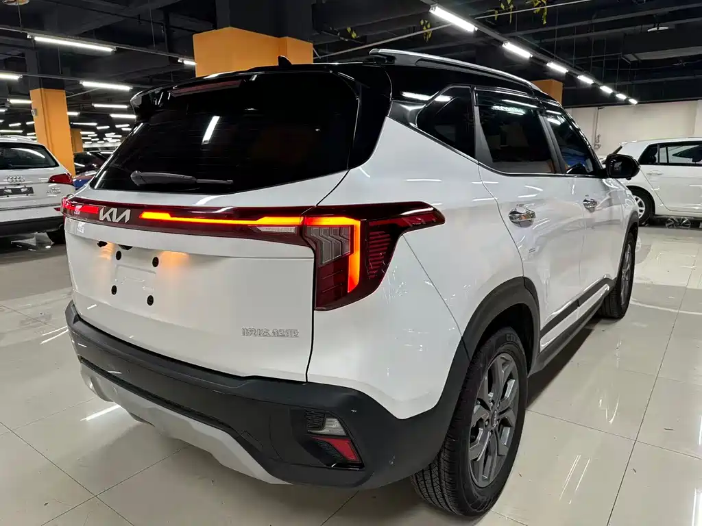 Kia Cerato 2023 1.5L CVT Luxury Edition 2023 - thumbnail 11