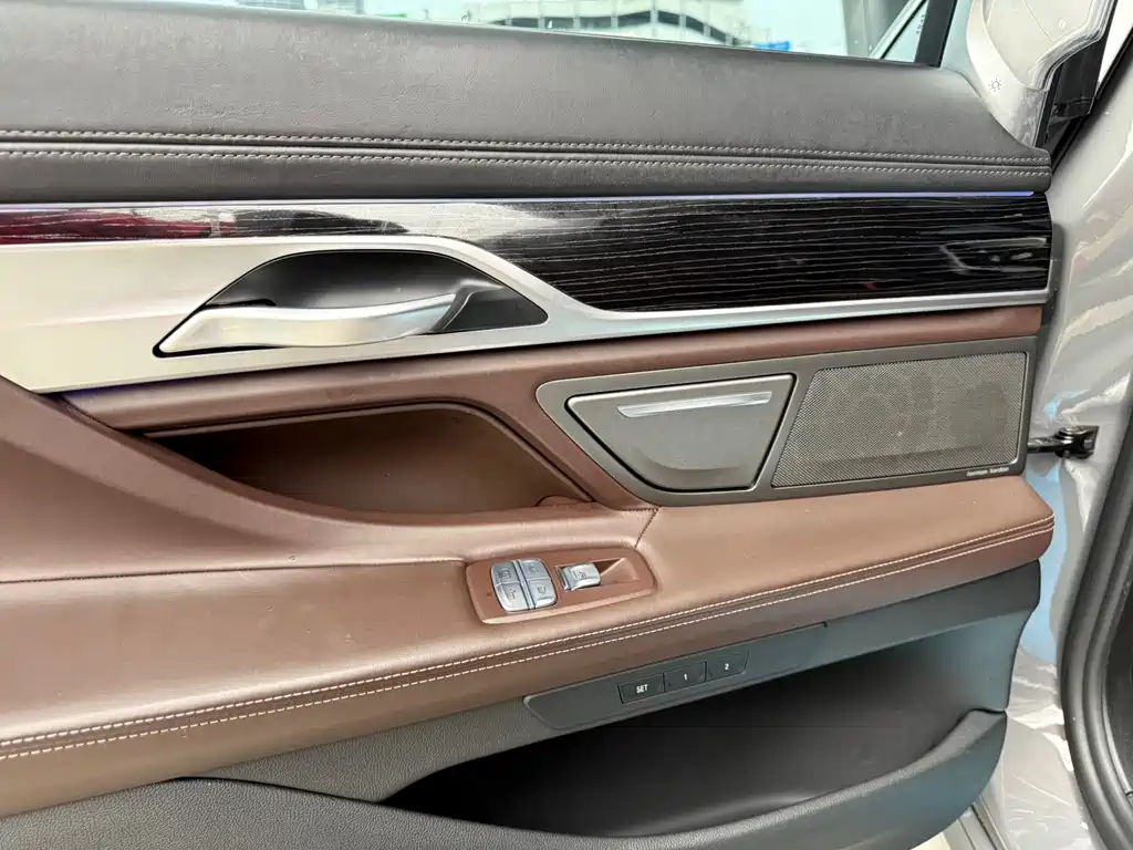 BMW BMW 7 Series 2021 730Li M Sport Package 2022 - thumbnail 11