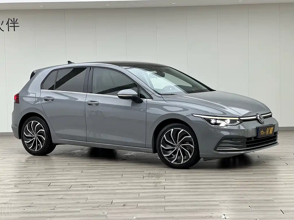 Volkswagen Volkswagen Golf 2021 280TSI DSG Pro 2022 - thumbnail 2