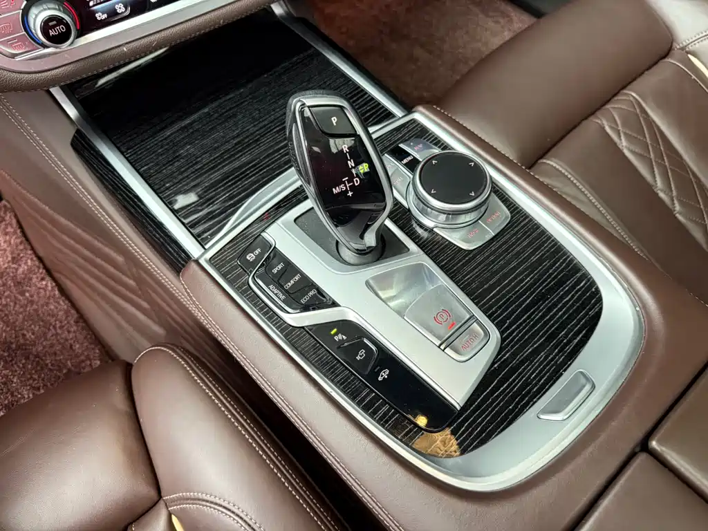BMW BMW 7 Series 2021 730Li M Sport Package 2022 - thumbnail 15