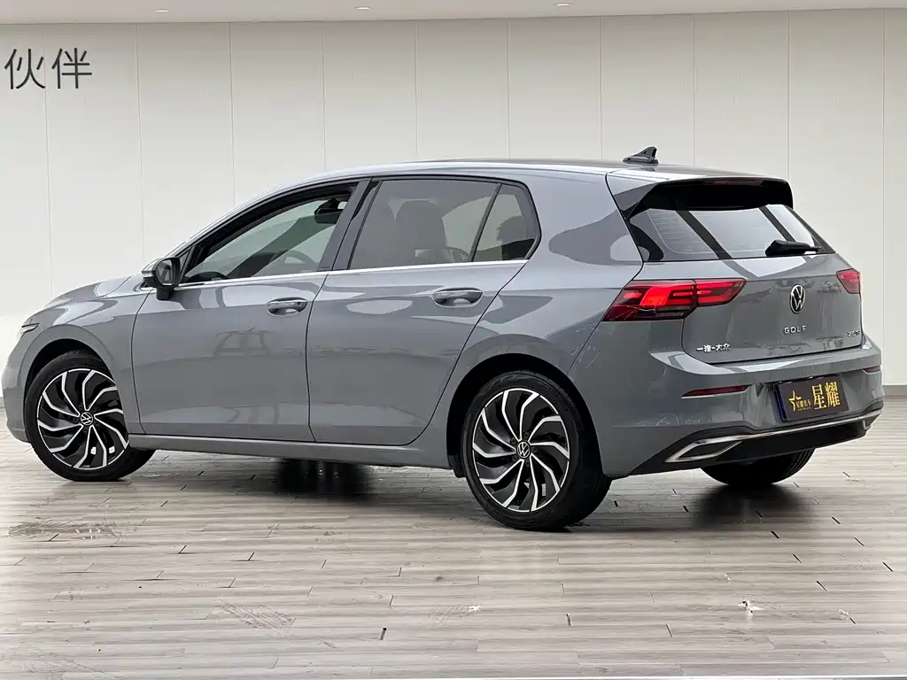 Volkswagen Volkswagen Golf 2021 280TSI DSG Pro 2022 - thumbnail 5