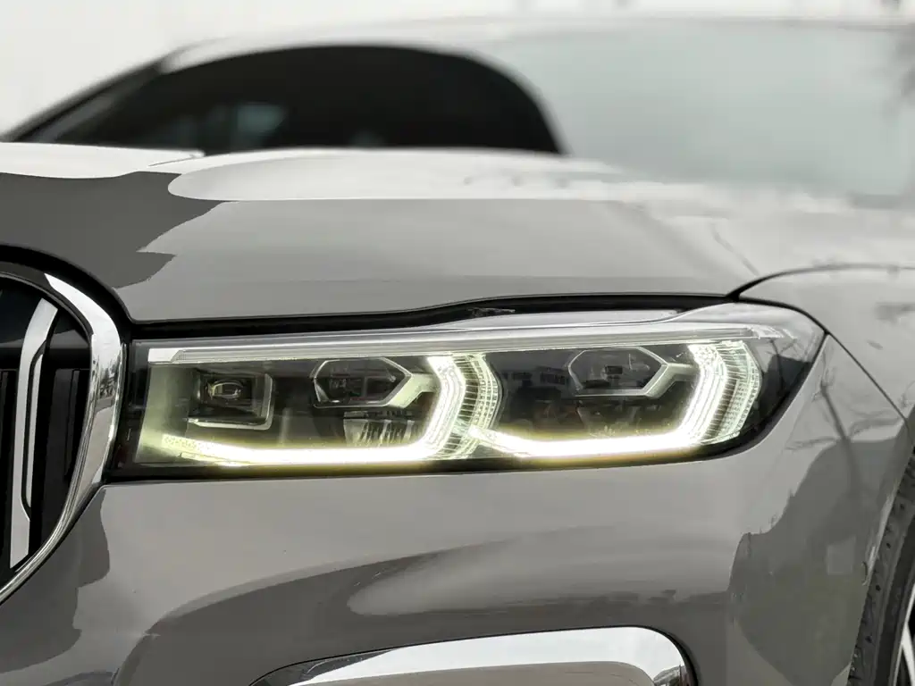 BMW BMW 7 Series 2021 730Li M Sport Package 2022 - thumbnail 21
