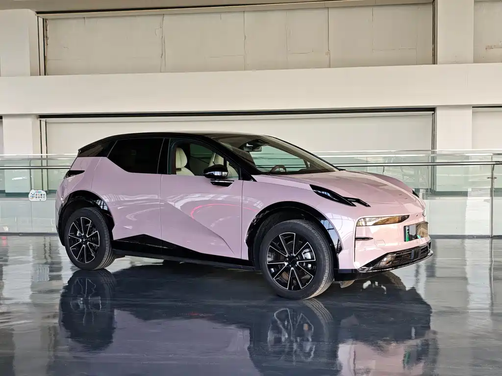 Zeekr Zeekr X 2025 Four-seat Rear-wheel Drive Magic Cube Edition 2024 - thumbnail 3