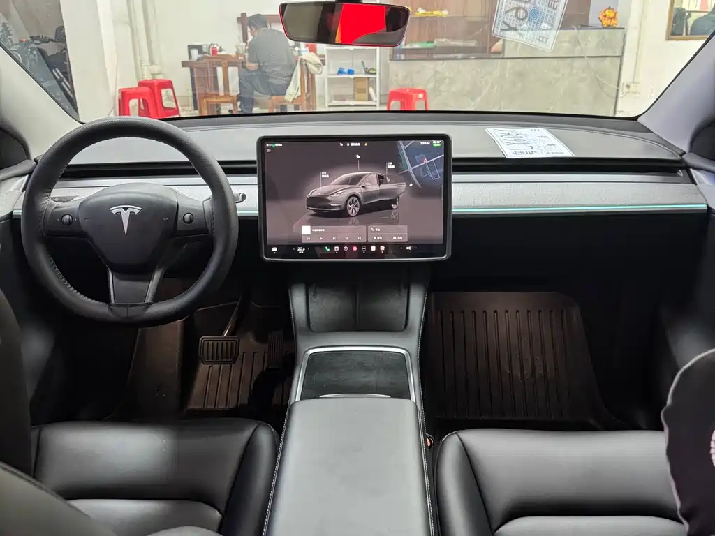 Tesla Model Y 2024 Rear-Wheel Drive 2024 - thumbnail 6