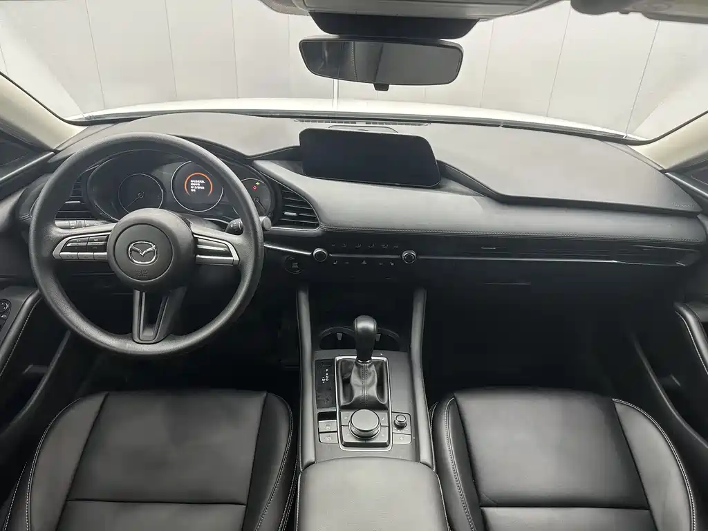 Mazda Mazda 3 Axela 2021 1.5L Automatic Premium Version 2021 - thumbnail 6