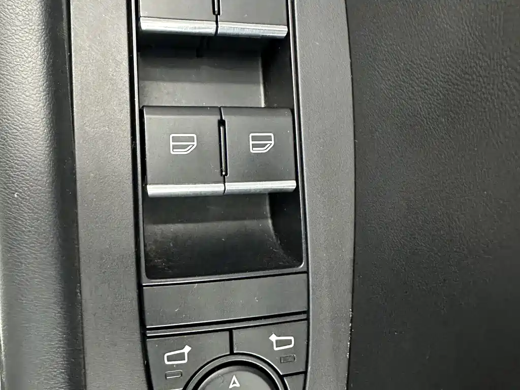 Mazda Mazda 3 Axela 2021 1.5L Automatic Premium Version 2021 - thumbnail 10