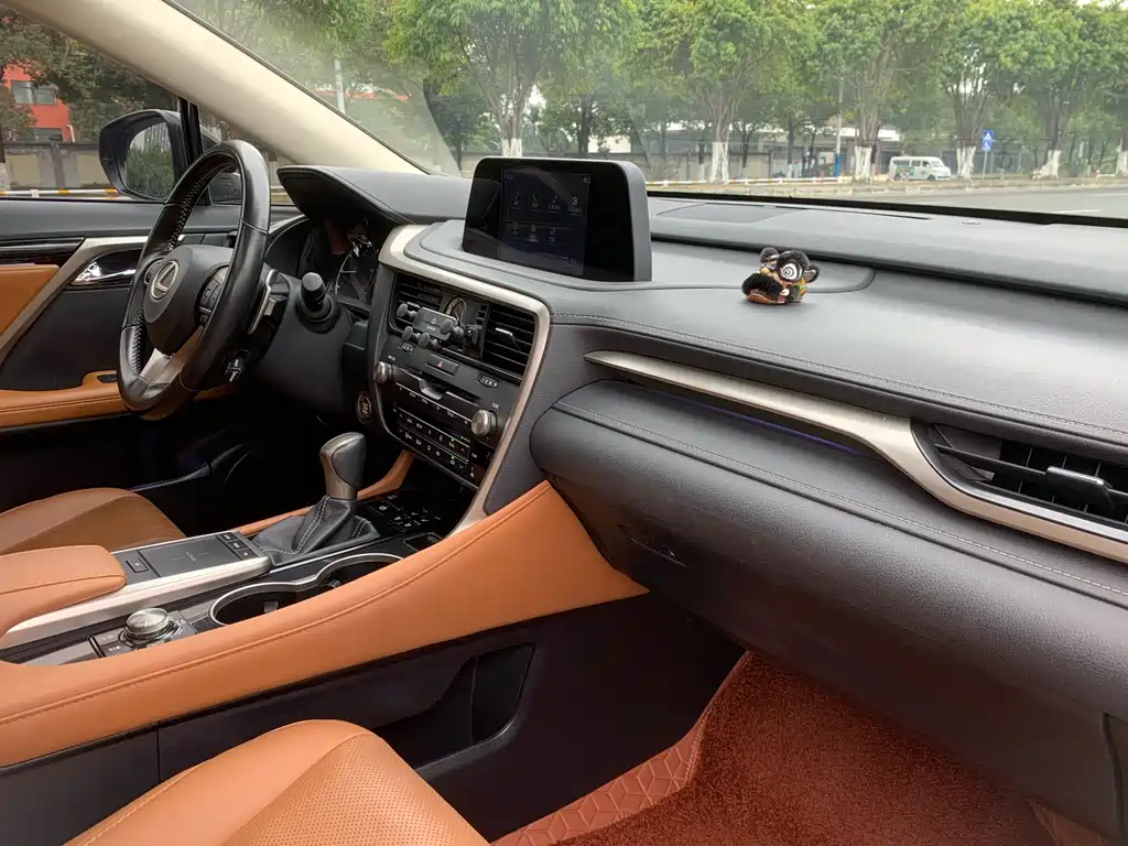 Lexus Lexus RX 300 AWD Elegant Edition 2020 Model VI 2021 - thumbnail 26