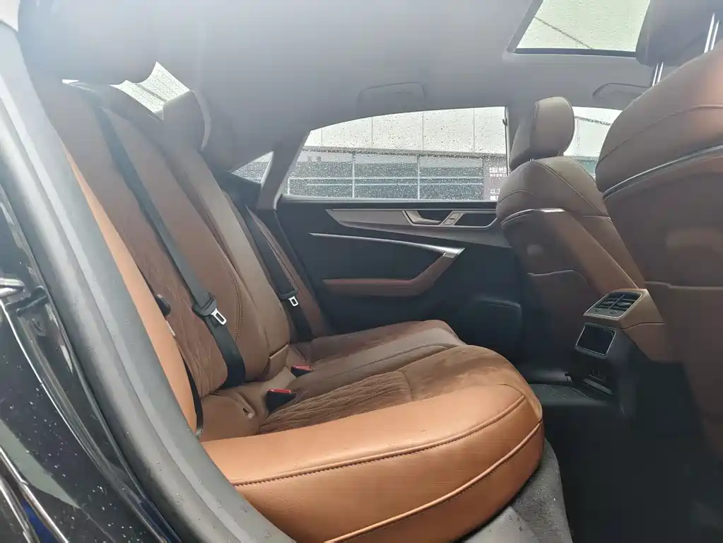 Audi Audi A7L 2024 45 TFSI quattro Luxury Edition 2025 - thumbnail 10