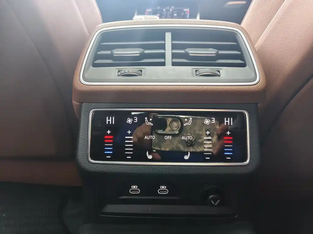 Audi Audi A7L 2024 45 TFSI quattro Luxury Edition 2025 - thumbnail 12