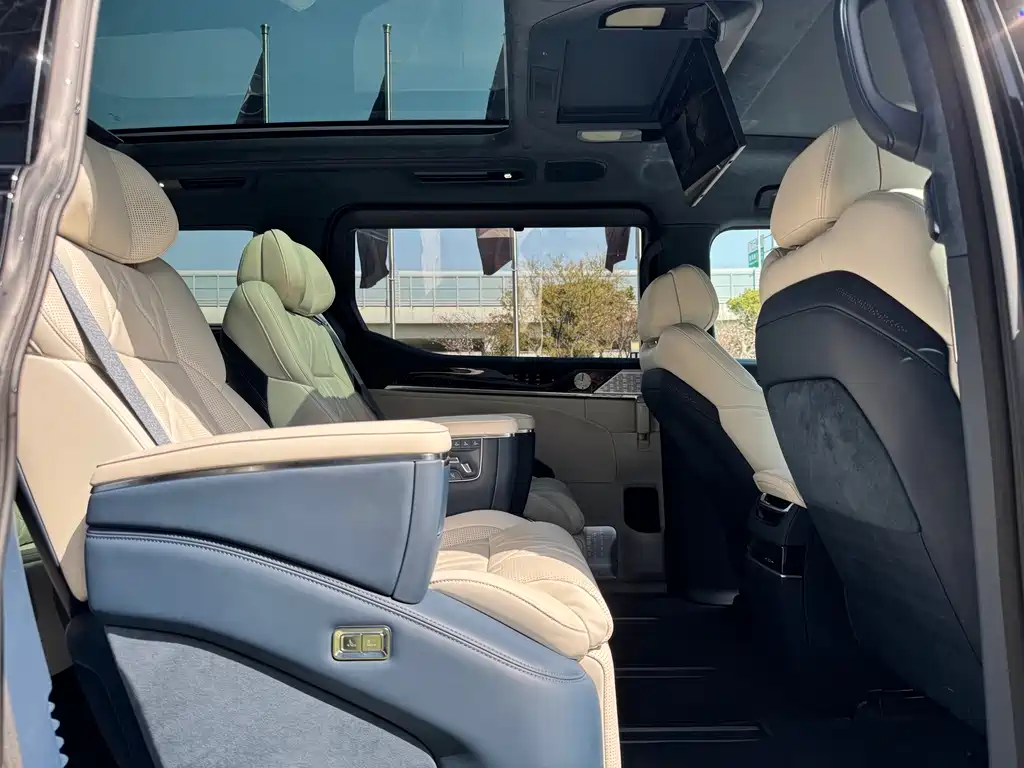 Zeekr Zeekr 009 2024 7-seater Aisle Version AWD 108kWh 2025 - thumbnail 15