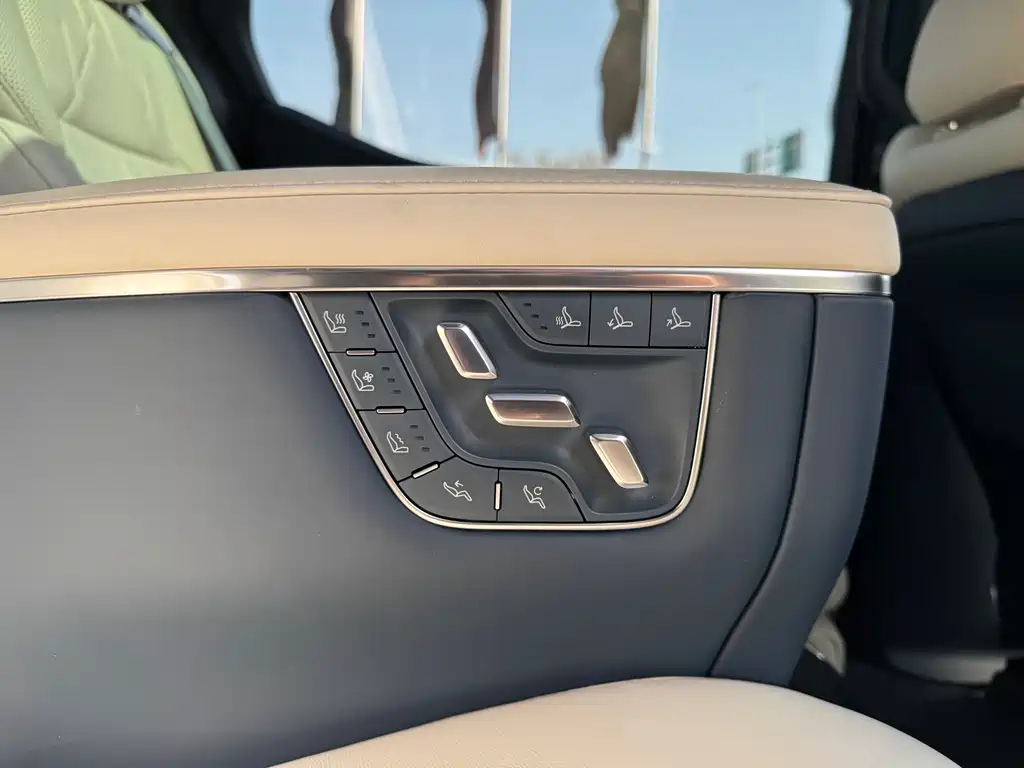 Zeekr Zeekr 009 2024 7-seater Aisle Version AWD 108kWh 2025 - thumbnail 17
