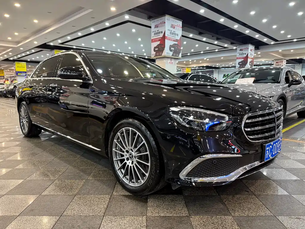 Mercedes-Benz Mercedes-Benz E-Class 2023 Model Year Facelift E 260 L 2023 - thumbnail 3