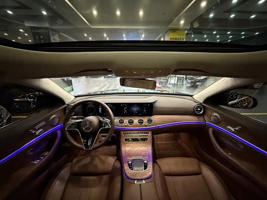 Mercedes-Benz Mercedes-Benz E-Class 2023 Model Year Facelift E 260 L 2023 - thumbnail 6