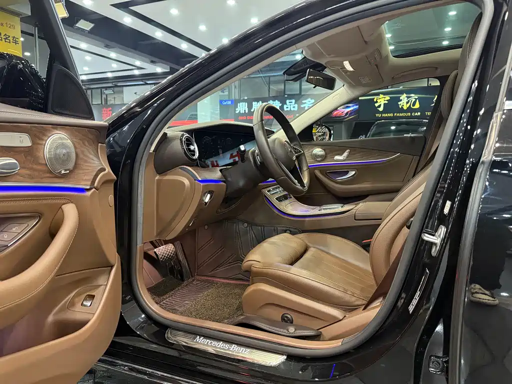 Mercedes-Benz Mercedes-Benz E-Class 2023 Model Year Facelift E 260 L 2023 - thumbnail 16