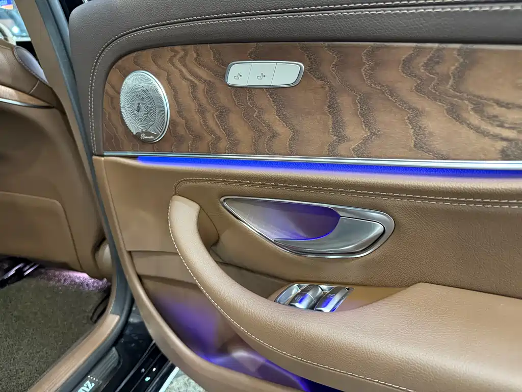 Mercedes-Benz Mercedes-Benz E-Class 2023 Model Year Facelift E 260 L 2023 - thumbnail 22