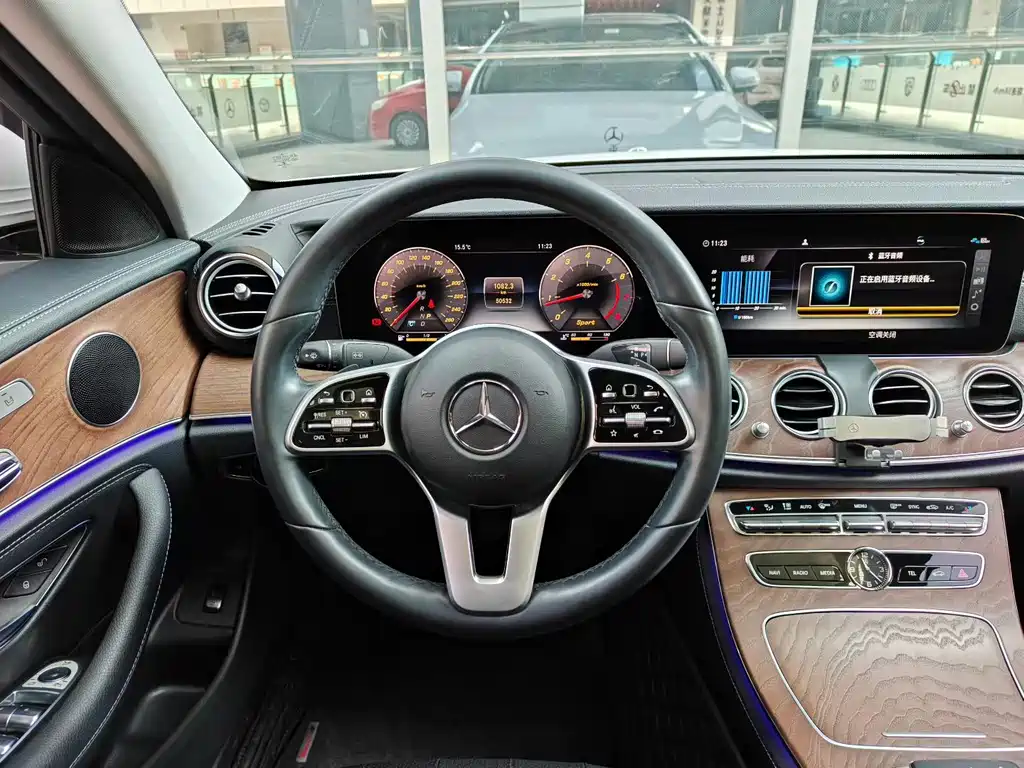 Mercedes-Benz Mercedes-Benz E-Class 2019 E 300 L Fashion Edition 2019 - thumbnail 6