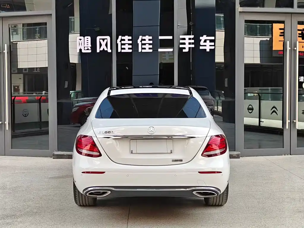 Mercedes-Benz Mercedes-Benz E-Class 2019 E 300 L Fashion Edition 2019 - thumbnail 8