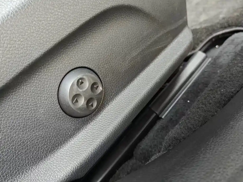 Mercedes-Benz Mercedes-Benz E-Class 2019 E 300 L Fashion Edition 2019 - thumbnail 15