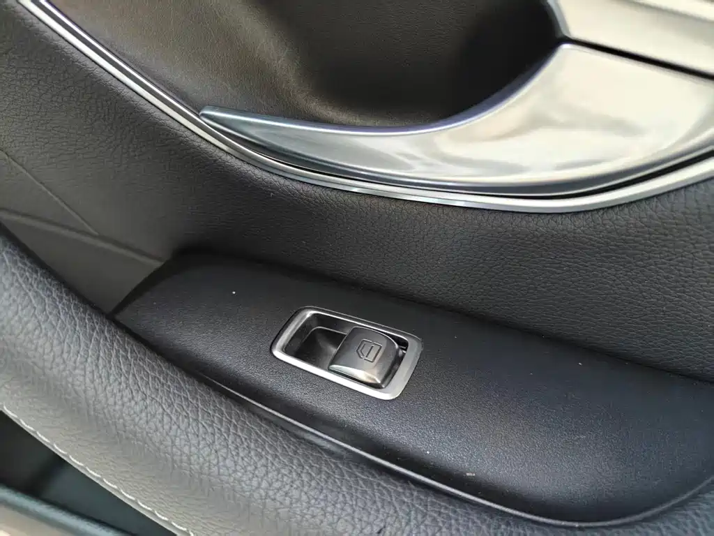 Mercedes-Benz Mercedes-Benz E-Class 2019 E 300 L Fashion Edition 2019 - thumbnail 16
