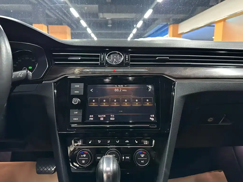 Volkswagen Magotan 2019 330TSI DSG Luxury Model国VI 2018 - thumbnail 12