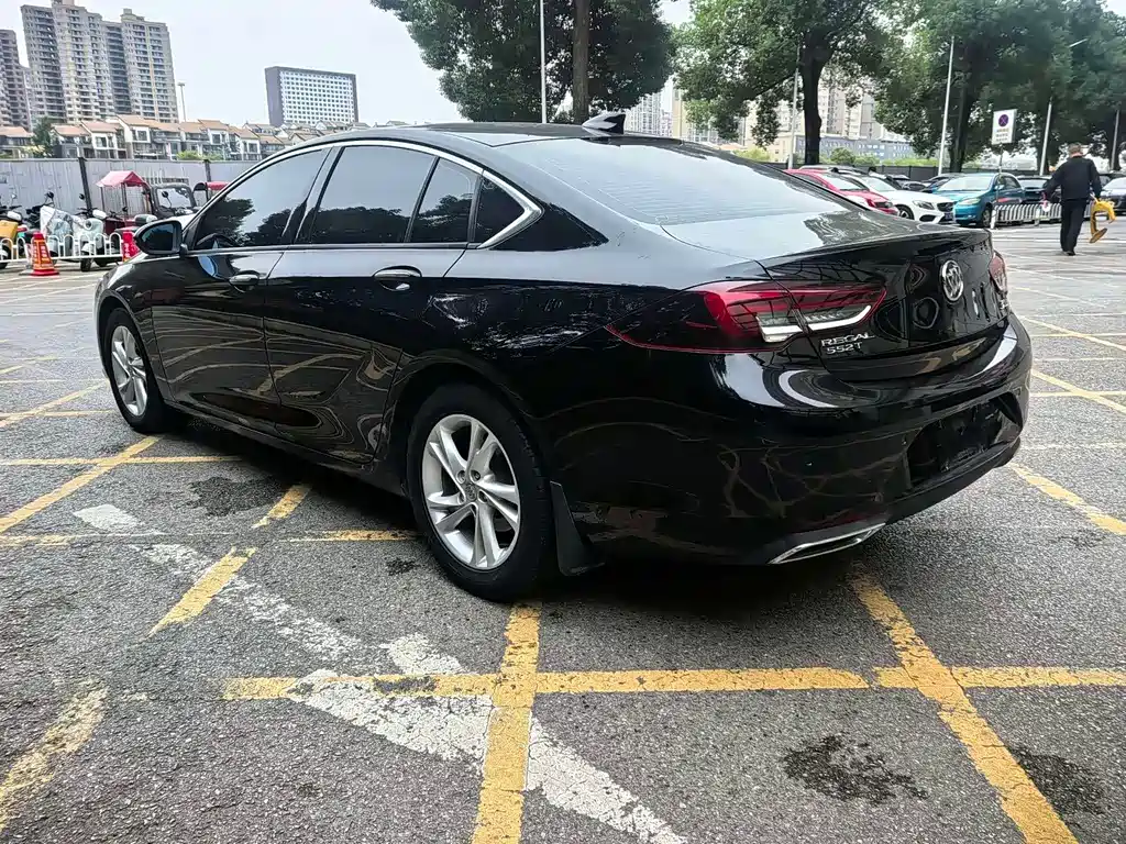 Buick Buick Regal 2020 552T Essence Edition 2021 - thumbnail 9