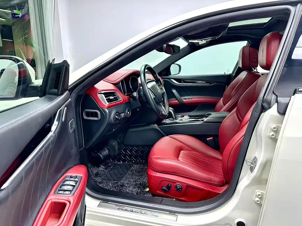 Maserati Maserati Ghibli 2019 3.0T Luxury Edition Euro V 2020 - thumbnail 2