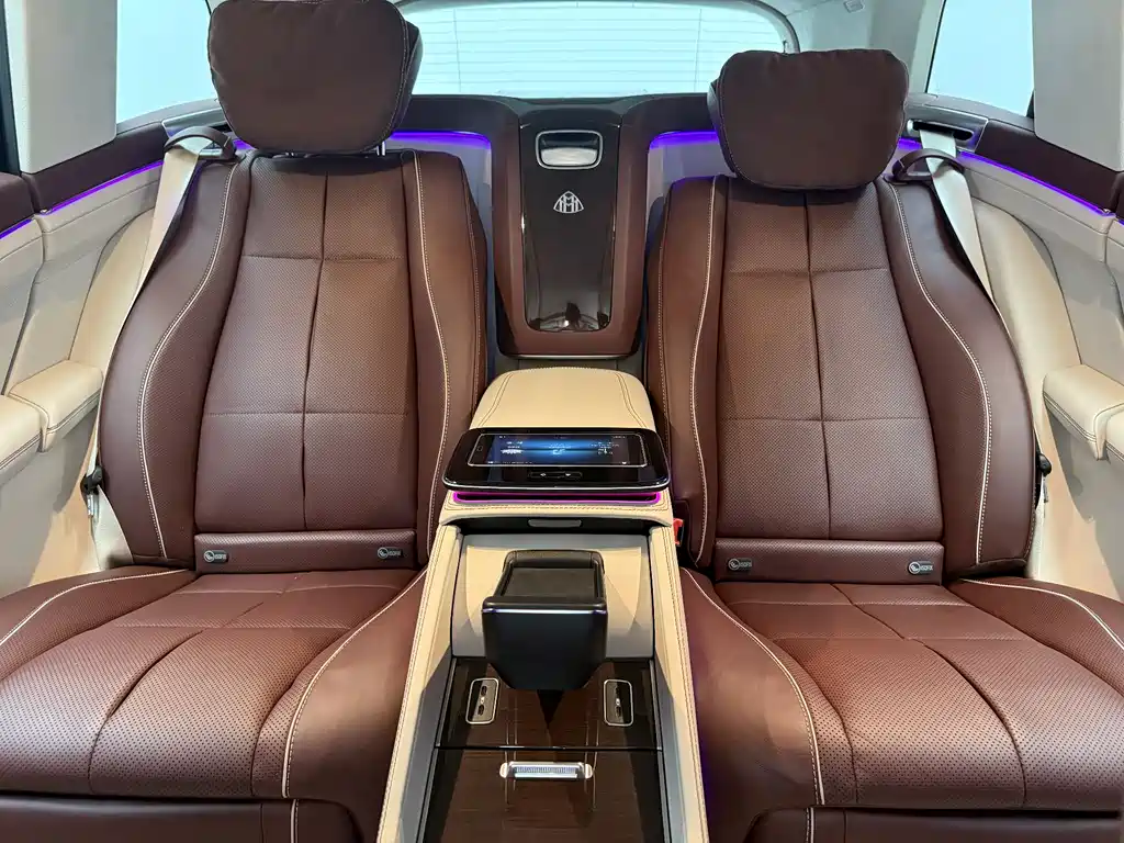 Mercedes-Benz Maybach GLS 2021 GLS 600 4MATIC Lixiang Edition 2022 - thumbnail 10