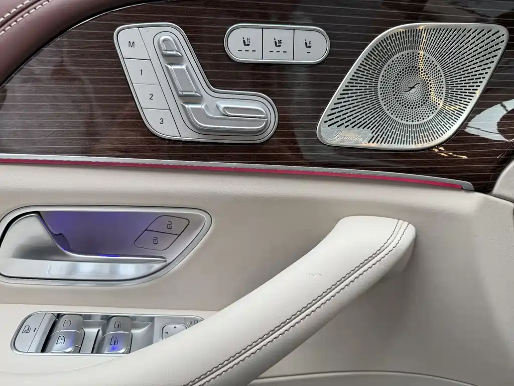 Mercedes-Benz Maybach GLS 2021 GLS 600 4MATIC Lixiang Edition 2022 - thumbnail 12