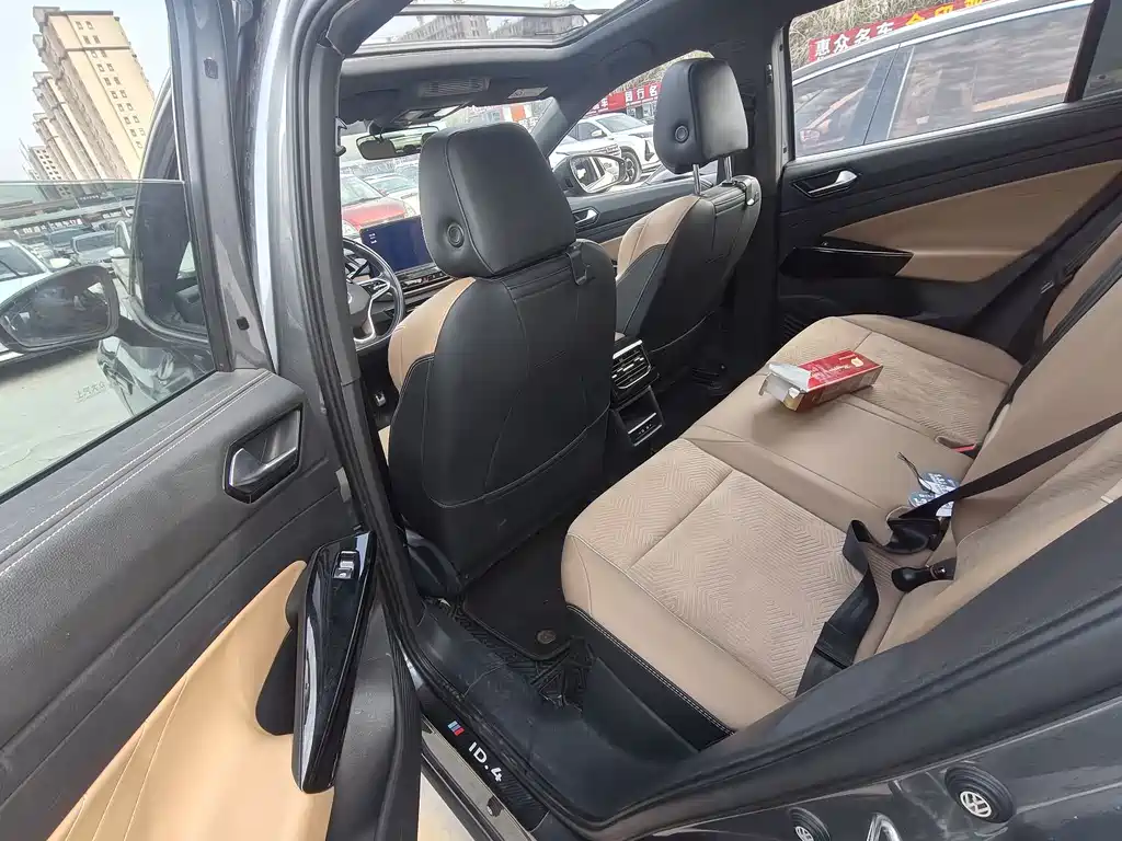 Volkswagen ID.4 X 2022 Intelligent Enjoyment Long Range Version 2022 - thumbnail 9