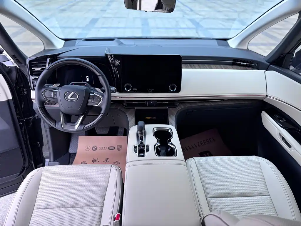 Lexus Lexus LM 2023 500h Six-Seat Executive Version 2024 - thumbnail 9