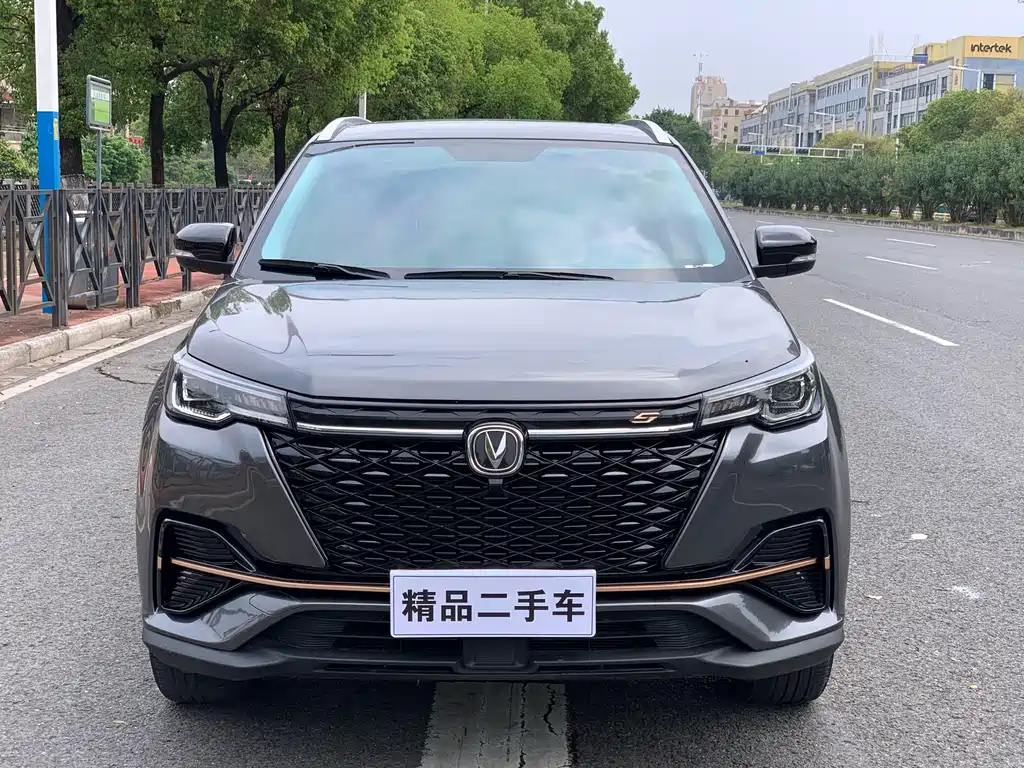 Changan Changan CS55 Plus 2021 Blue Whale Edition 1.5T DCT Premium Model 2023 - thumbnail 3