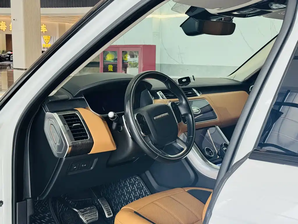 Land Rover Range Rover Sport 2020 3.0 L6 SE 2020 - thumbnail 30
