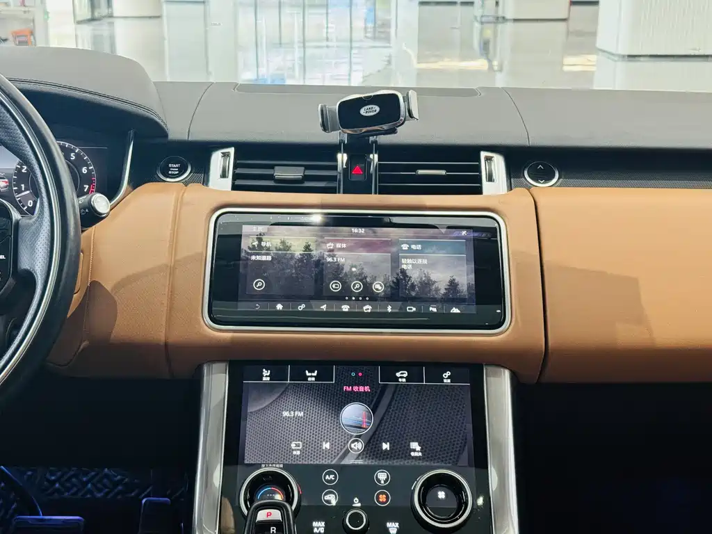 Land Rover Range Rover Sport 2020 3.0 L6 SE 2020 - thumbnail 7